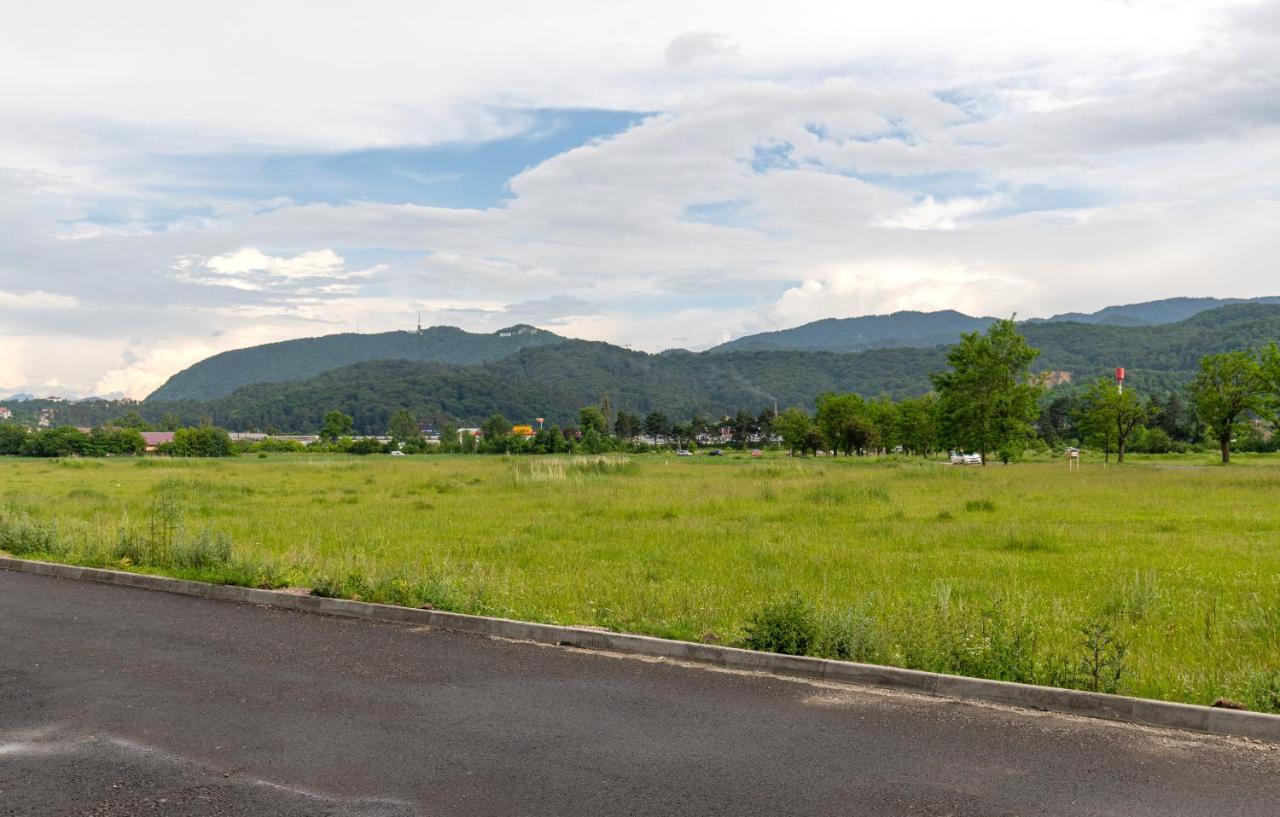 Luxury Apartment Avantgarden 3 Brasov Exterior photo